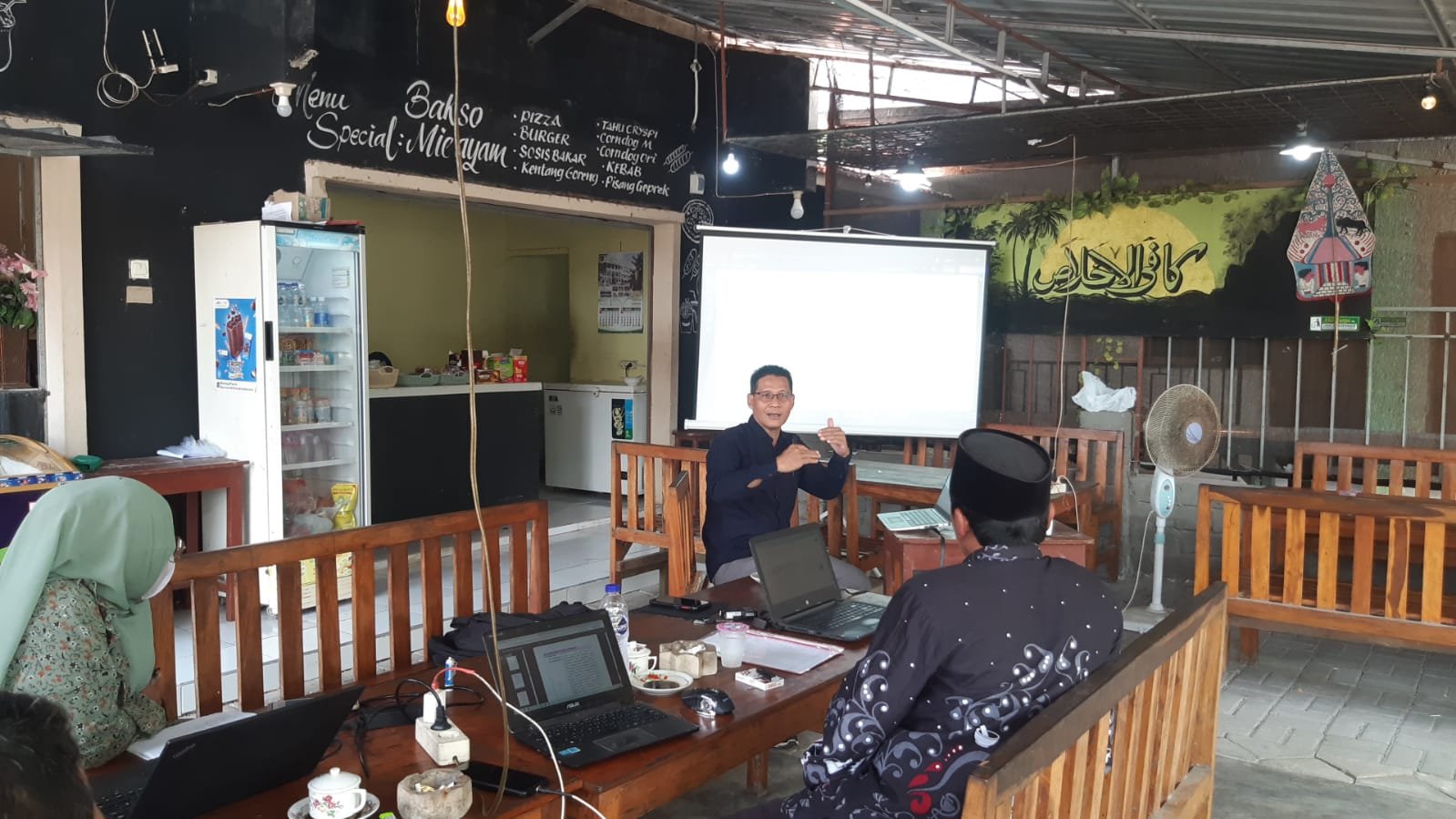 Penyusunan KSP Bersama Pengawas SMK Gresik Pantura di SMK Al Ikhlash Gresik