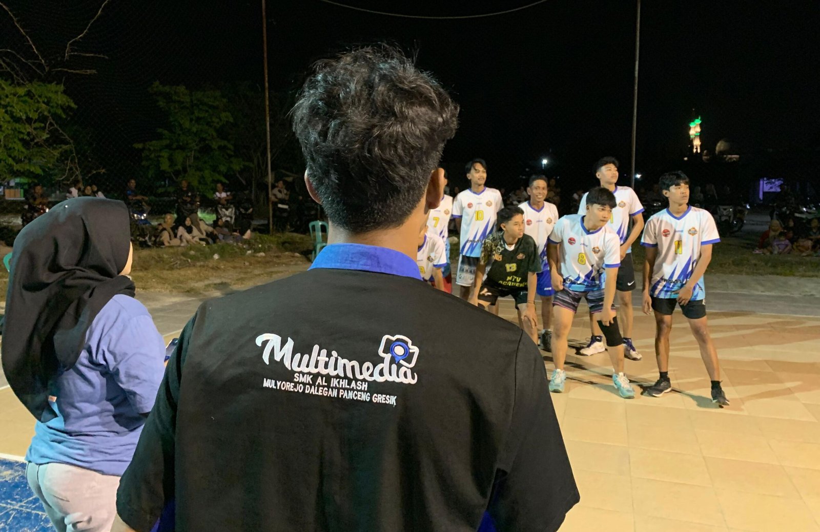 Support kegiatan warga, siswa prodi DKV dikirim untuk dokumentasi kegiatan