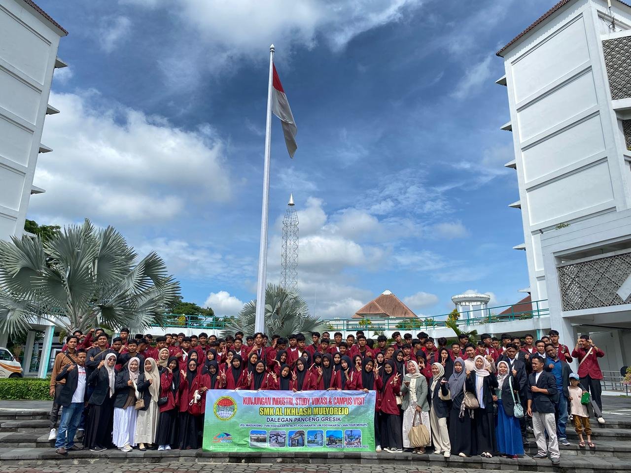 Kegiatan Kunjungan Industri, Study Vokasi, dan Campus Visit SMK Al Ikhlash Tahun 2025
